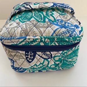 Vera Bradley Cosmetic Case NWOT Blue, Grey & White